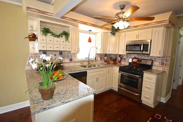 7732 S Troy St, Chicago, IL 60652 photo 2
