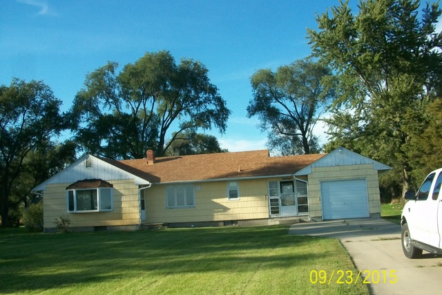 1491 W 2000 S Rd, Kankakee, IL 60901 photo 2