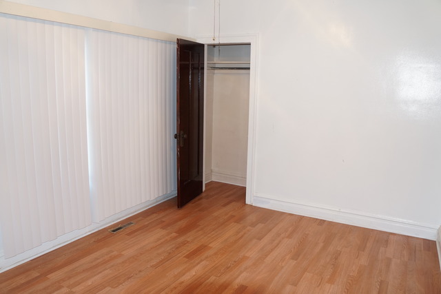 1322 Adams St, North Chicago, IL 60064 photo 8