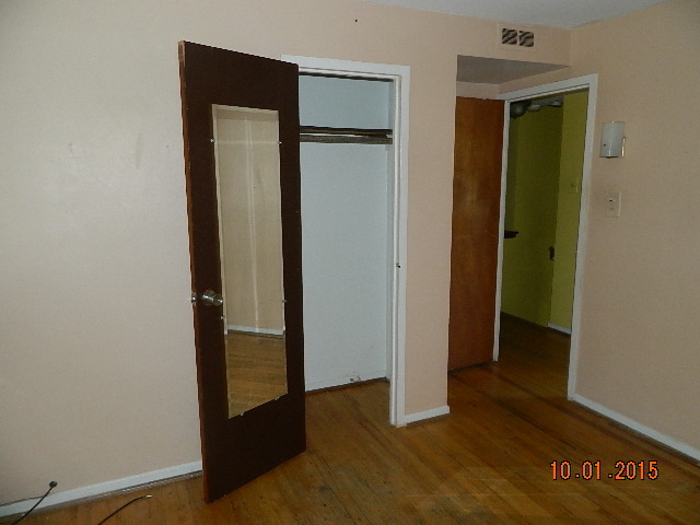 39 Mccarthy Rd, Park Forest, IL 60466 photo 8