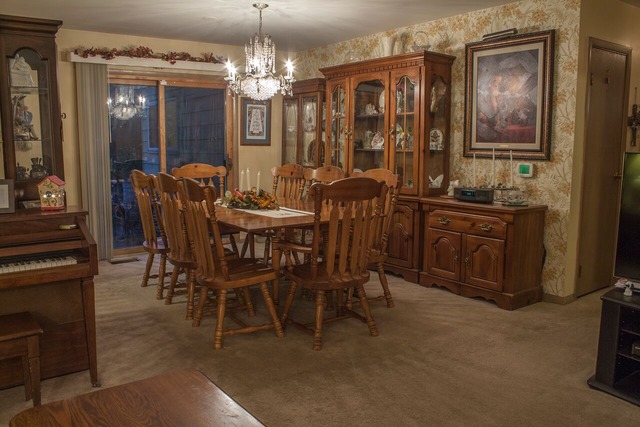 1129 Leahy Cir, Des Plaines, IL 60016 photo 4