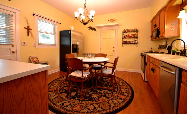 627 Spring St, Batavia, IL 60510 photo 4