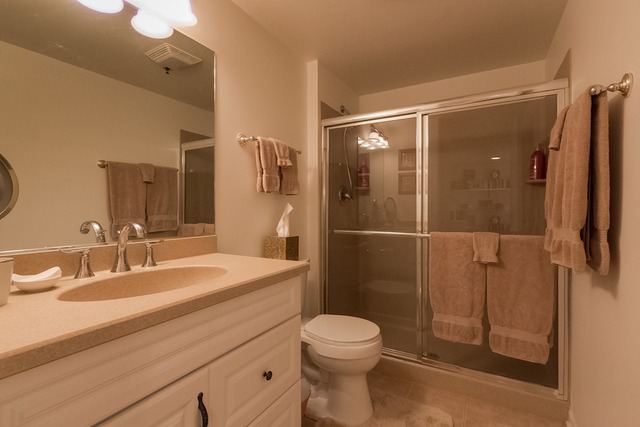 5924 Leeds Rd, Hoffman Estates, IL 60192 photo 21