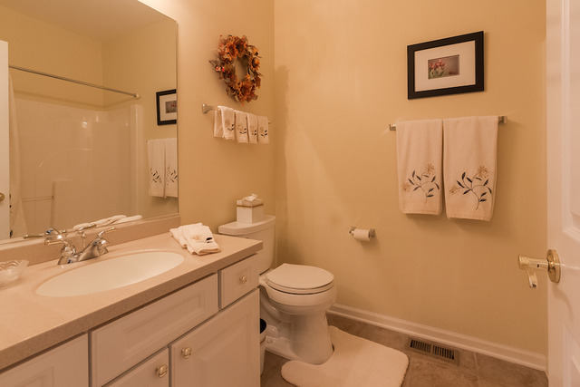 5924 Leeds Rd, Hoffman Estates, IL 60192 photo 19