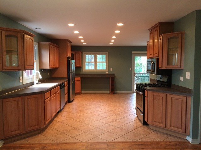 361 Independence Dr, Aurora, IL 60506 photo 7