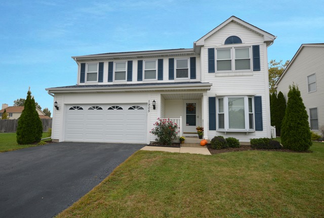 1905 Olde Mill Rd, Plainfield, IL 60586 photo 1
