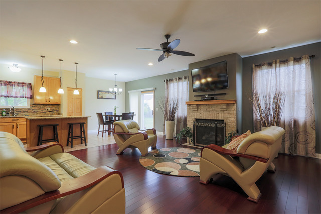 14611 Independence Dr, Plainfield, IL 60544 photo 11