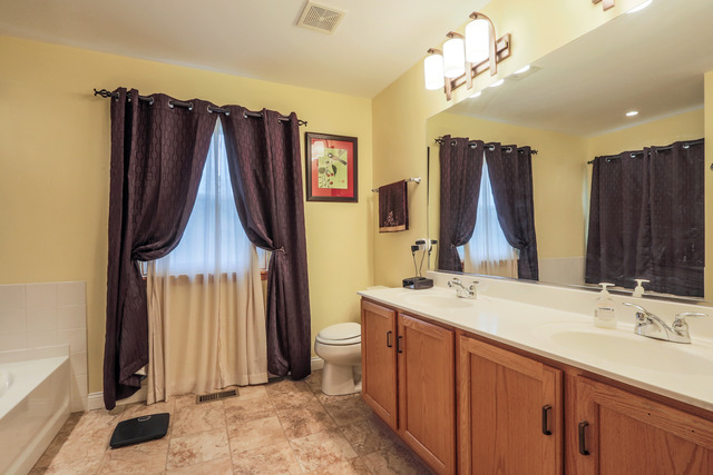 14611 Independence Dr, Plainfield, IL 60544 photo 21