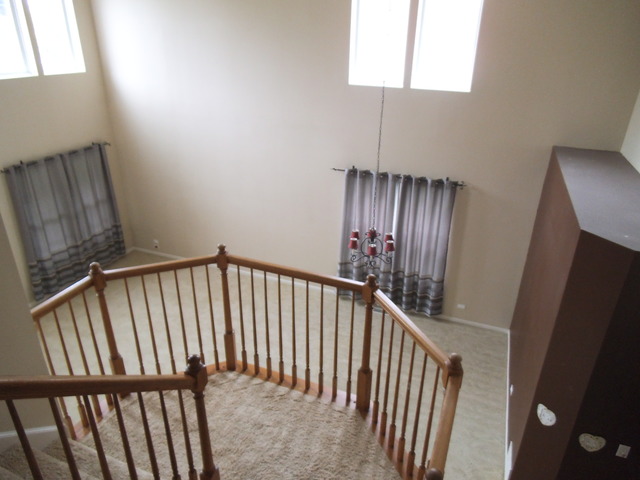 2811 Whitehall Ln, Naperville, IL 60564 photo 3