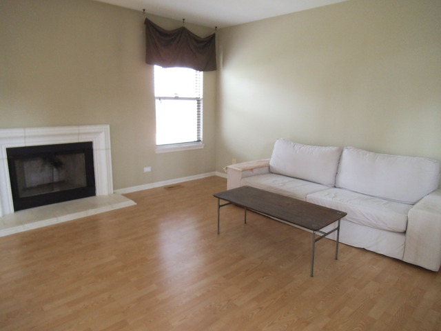 2811 Whitehall Ln, Naperville, IL 60564 photo 7