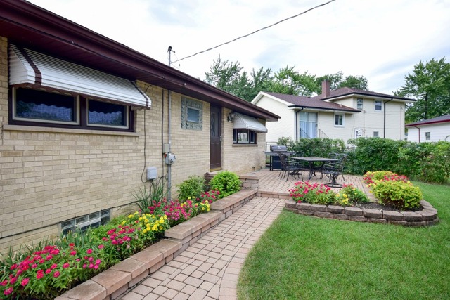 227 S Circle Dr, Addison, IL 60101 photo 21