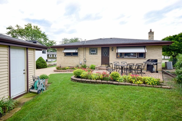 227 S Circle Dr, Addison, IL 60101 photo 23