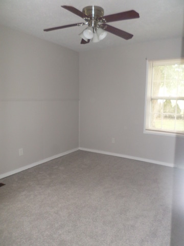 103 Stadium Dr, Joliet, IL 60435 photo 9