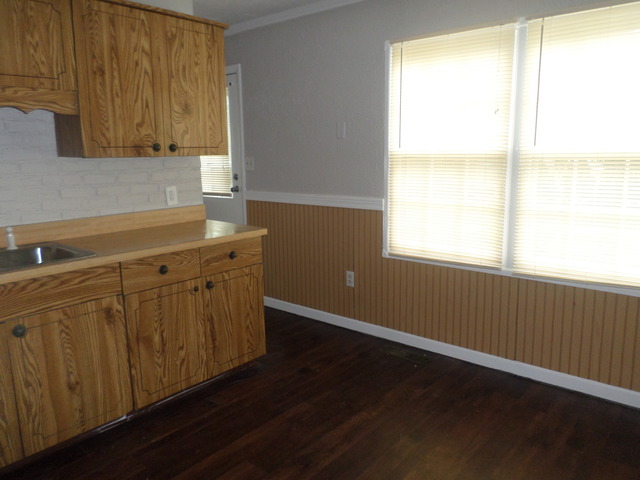 103 Stadium Dr, Joliet, IL 60435 photo 6