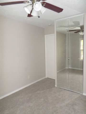 103 Stadium Dr, Joliet, IL 60435 photo 8