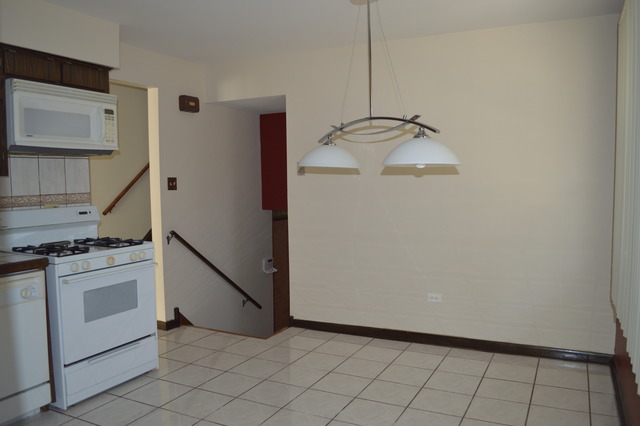1014 Blouin Dr, Dolton, IL 60419 photo 5