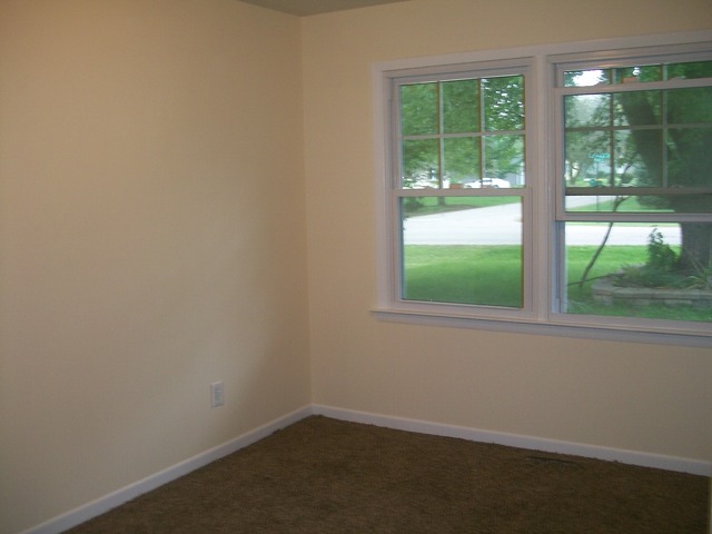 1912 Beach Rd, Mchenry, IL 60050 photo 4