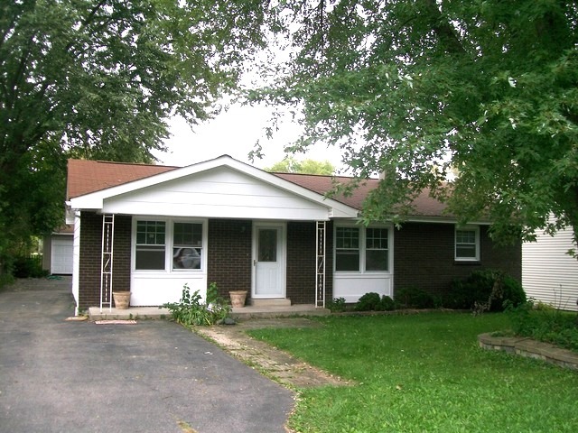 1912 Beach Rd, Mchenry, IL 60050 photo 1