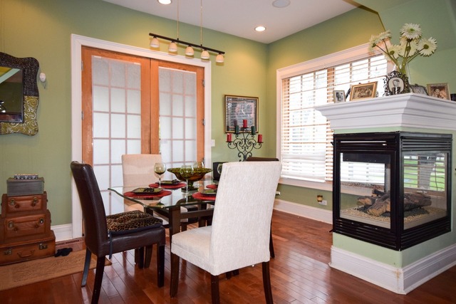 801 E Oakwood Blvd, Chicago, IL 60653 photo 17