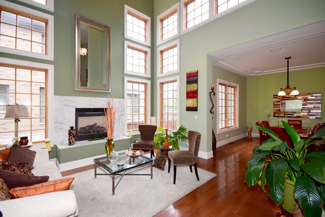 801 E Oakwood Blvd, Chicago, IL 60653 photo 4