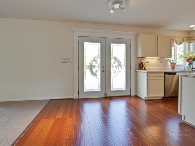 30 Versailles Ct, Wheeling, IL 60090 photo 9