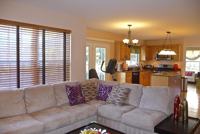 1471 Newcastle Ln, Bartlett, IL 60103 photo 6