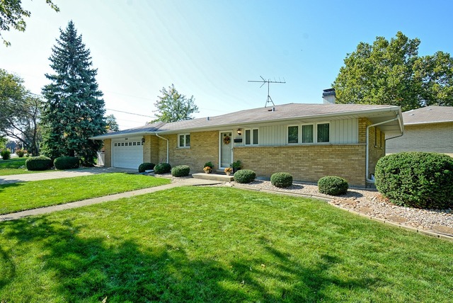 660 Marshall Dr, Des Plaines, IL 60016 photo 16