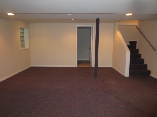 1330 Paddock Dr, Wheeling, IL 60090 photo 21