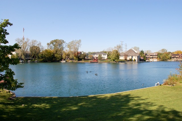 9692 Reding Cir, Des Plaines, IL 60016 photo 18