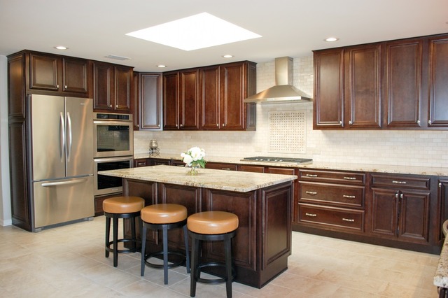 9692 Reding Cir, Des Plaines, IL 60016 photo 2
