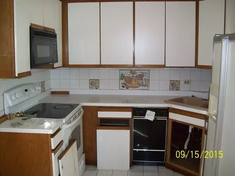 1341 E 83rd St, Chicago, IL 60619 photo 4