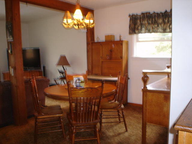 8032 Fox River Dr, Millbrook, IL 60536 photo 6