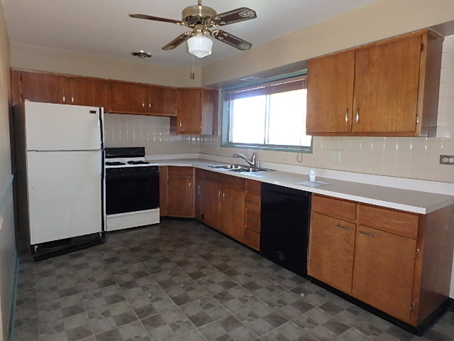 336 E Normandy Dr, Addison, IL 60101 photo 3