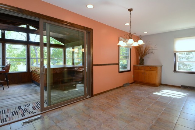 138 Circle Dr, Montgomery, IL 60538 photo 10