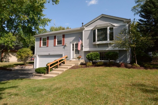 138 Circle Dr, Montgomery, IL 60538 photo 1