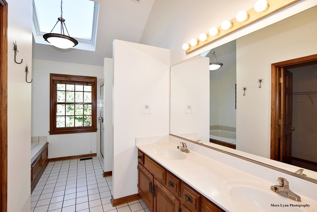 1525 Spero Ct, Wheaton, IL 60187 photo 20