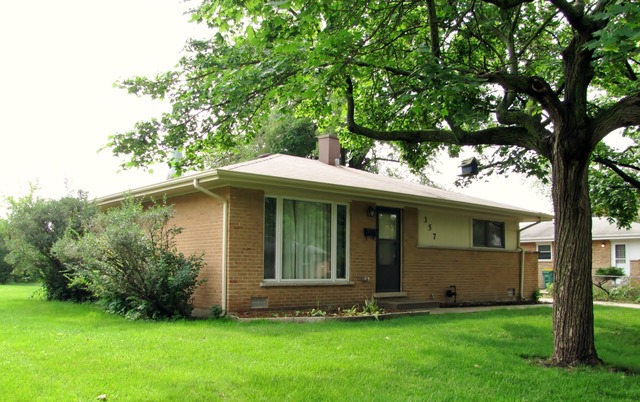 357 Park Ave, Wheeling, IL 60090 photo 3