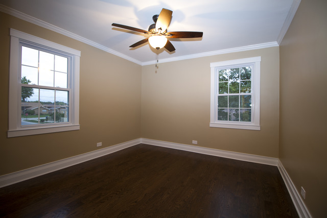 618 E 102nd St, Chicago, IL 60628 photo 8