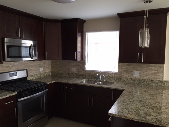 618 E 102nd St, Chicago, IL 60628 photo 4