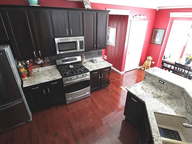 1012 Riviera Dr, Elgin, IL 60124 photo 7