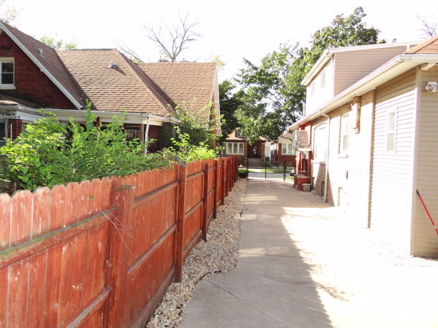 Undisclosed, Chicago, IL 60619 photo 22