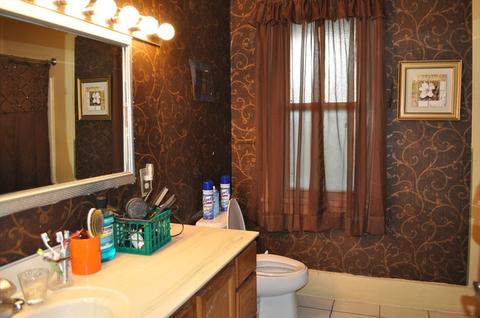 948 Zenner Ave, Aurora, IL 60505 photo 5