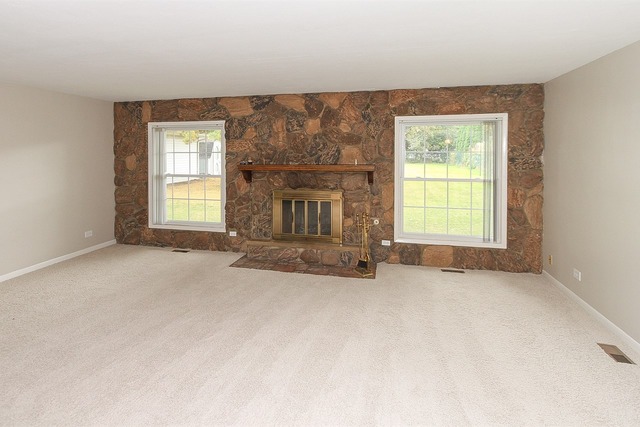 1085 Martingale Dr, Bartlett, IL 60103 photo 4