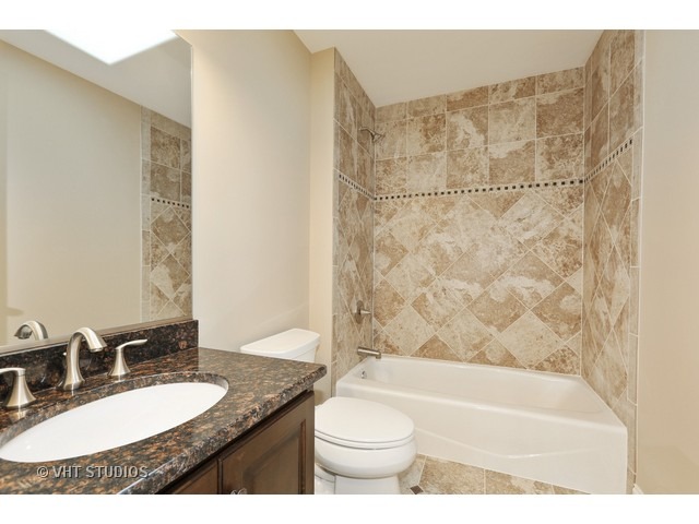 470 N Maple Ave, Elmhurst, IL 60126 photo 7