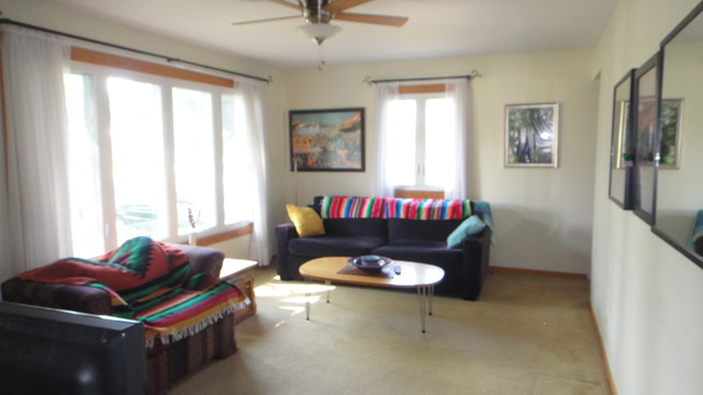 2245 Cedar St, Des Plaines, IL 60018 photo 2