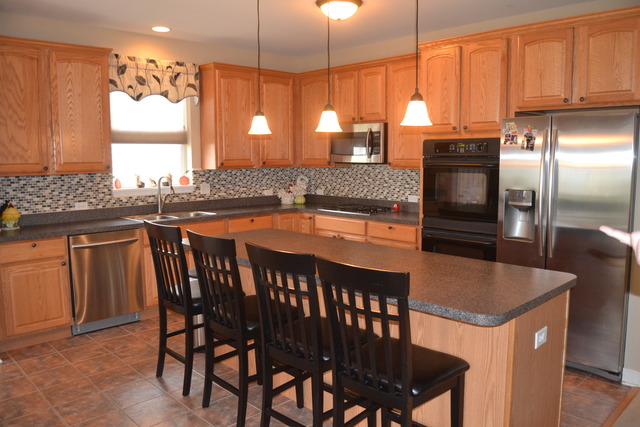 3016 Chalkstone Ave, Elgin, IL 60124 photo 4