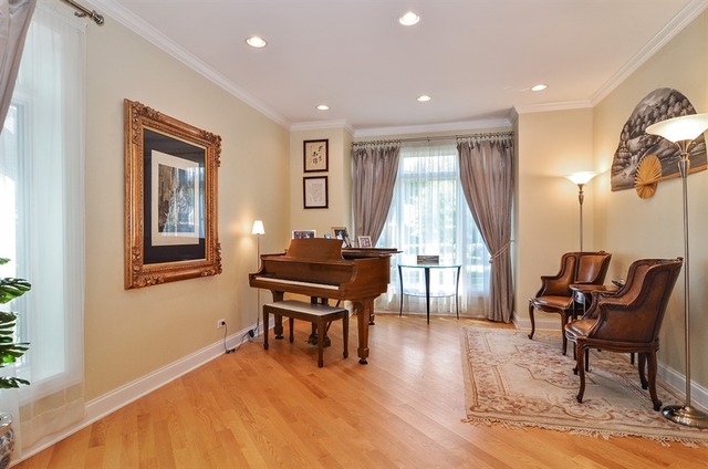 1015 Forest Ave, Deerfield, IL 60015 photo 5