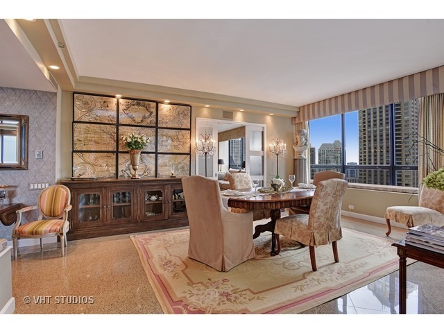 180 E Pearson St #3301, Chicago, IL 60611 photo 9