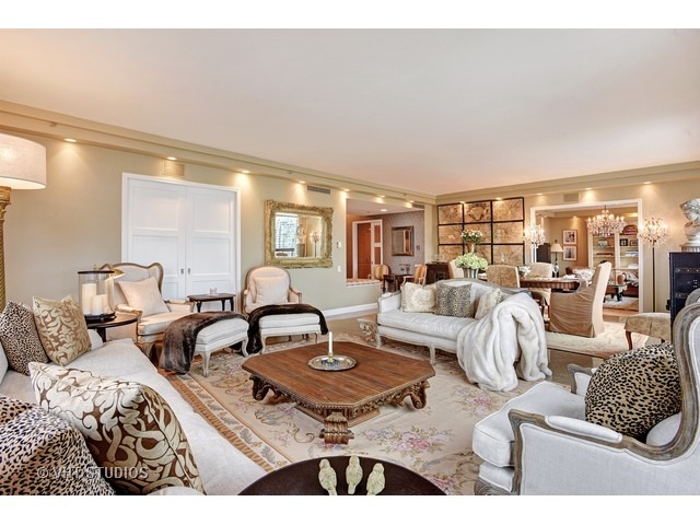 180 E Pearson St #3301, Chicago, IL 60611 photo 6