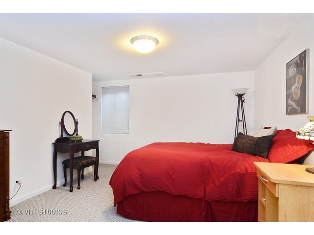610 E Cedar Ln, Mount Prospect, IL 60056 photo 12